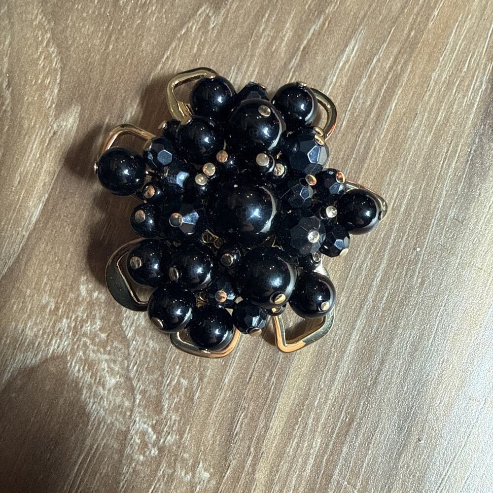 Vintage Trina Turk Brooch Beaded Cluster Flower Gold Trim With Black Beads